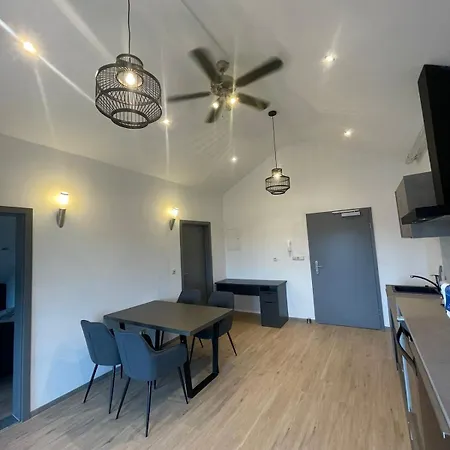 Dachgeschosswohnung Mit Ausblick Apartment Kempten